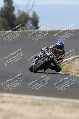 media/Jun-07-2025-TrackDaz (Sat) [[4413525952]]/A Group/12pm (Turn 2)/